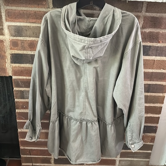 Maurice’s Women’s Plus Size Olive Green Peplum Hooded Jacket, Size 3X - Picture 5 of 6